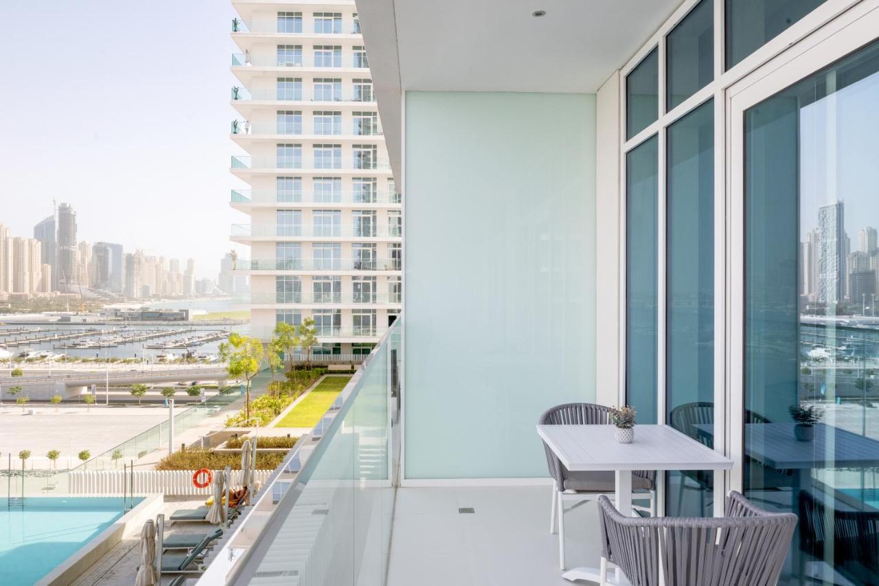 Ultra Luxury Emaar Beachfront - Private Beach And Pool Dubai Exterior photo