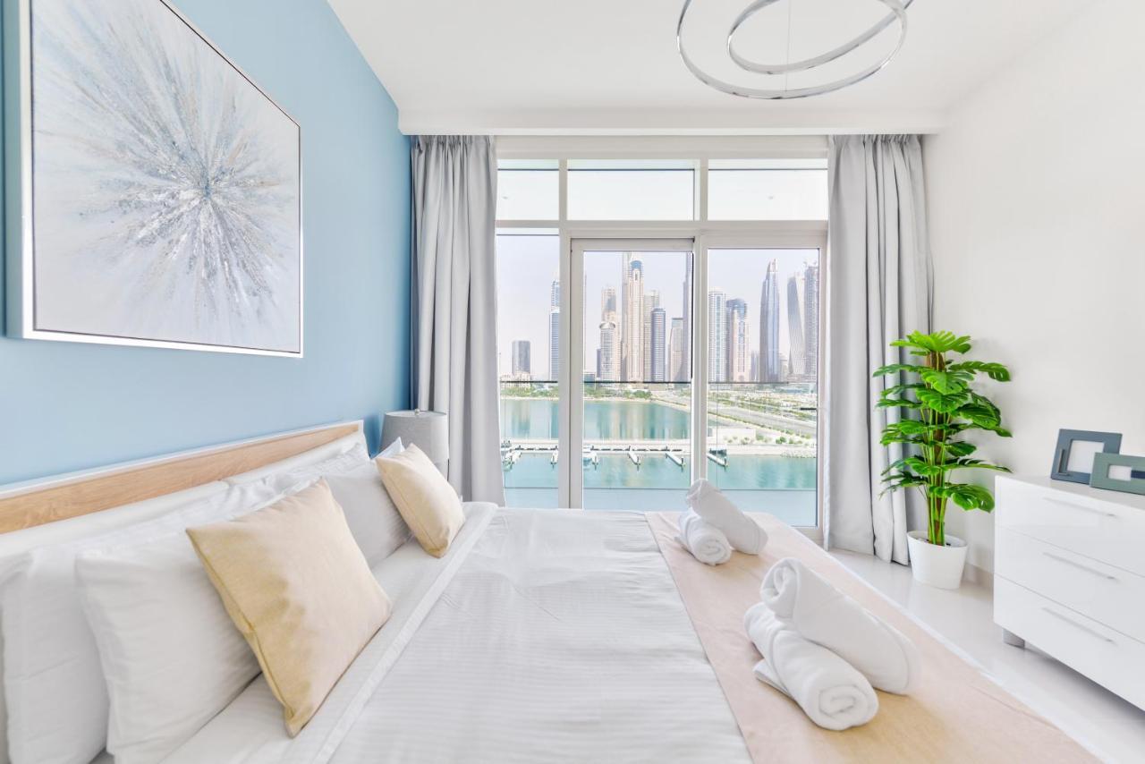 Ultra Luxury Emaar Beachfront - Private Beach And Pool Dubai Exterior photo