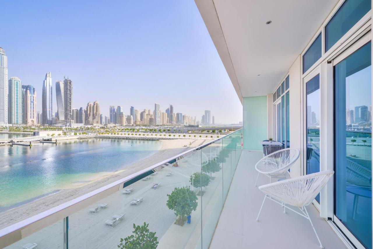 Ultra Luxury Emaar Beachfront - Private Beach And Pool Dubai Exterior photo