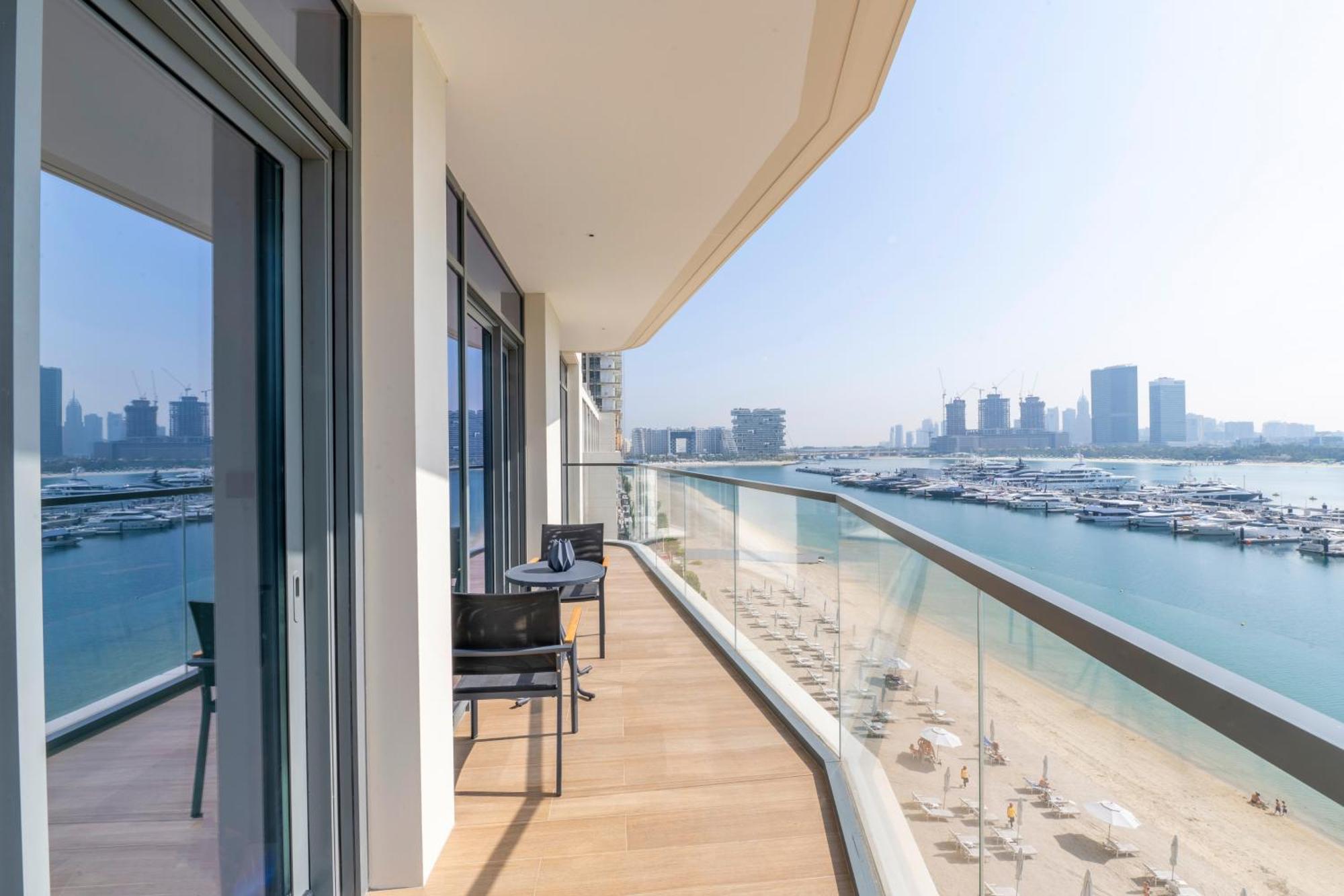 Ultra Luxury Emaar Beachfront - Private Beach And Pool Dubai Exterior photo