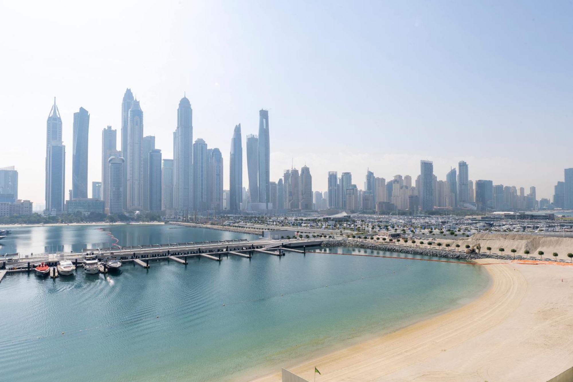 Ultra Luxury Emaar Beachfront - Private Beach And Pool Dubai Exterior photo