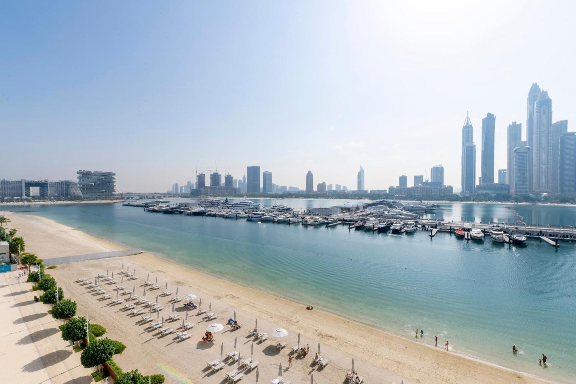 Ultra Luxury Emaar Beachfront - Private Beach And Pool Dubai Exterior photo